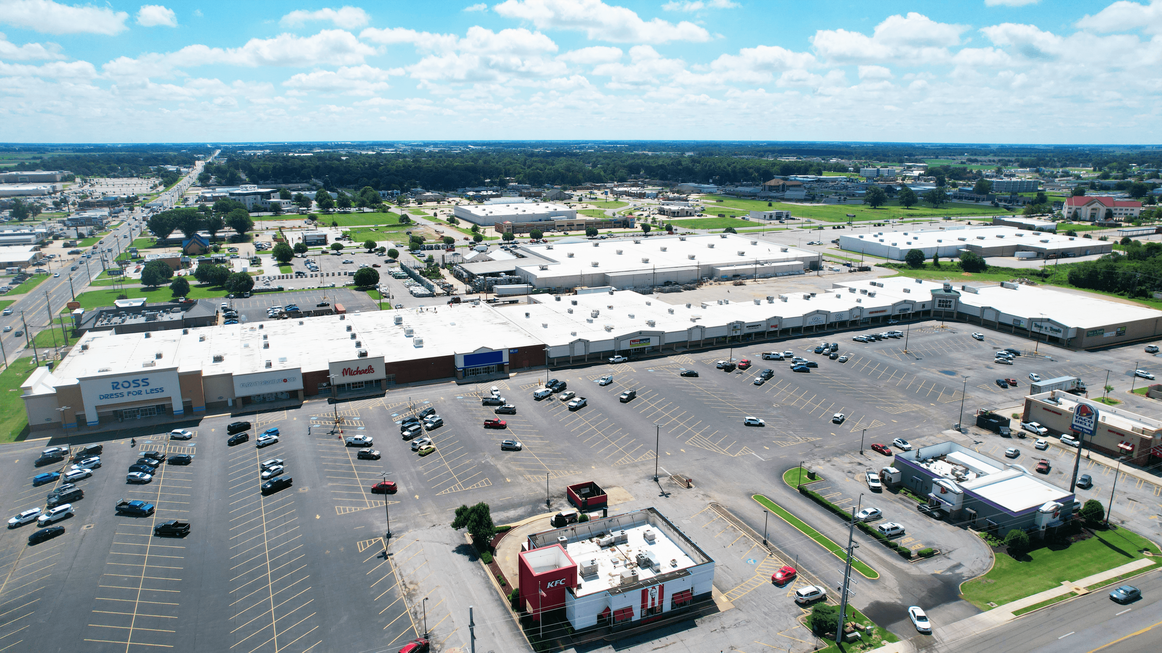 Highland Square in Jonesboro, AR